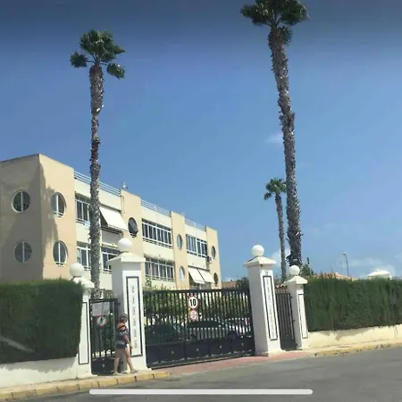 T4 Torrevieja Renove Reste 20Juillet Au 25 Juillet Et 27 Au 31 Juillet A Saisir *