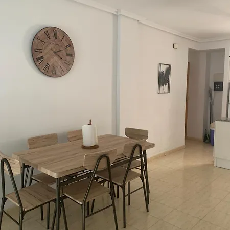 T4 Torrevieja Renove Reste 20Juillet Au 25 Juillet Et 27 Au 31 Juillet A Saisir